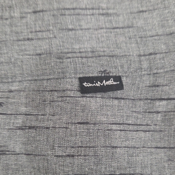 Travis Mathew Men's Flat Front Shorts in Charcoal and Light Gray - Picture 3 of 16